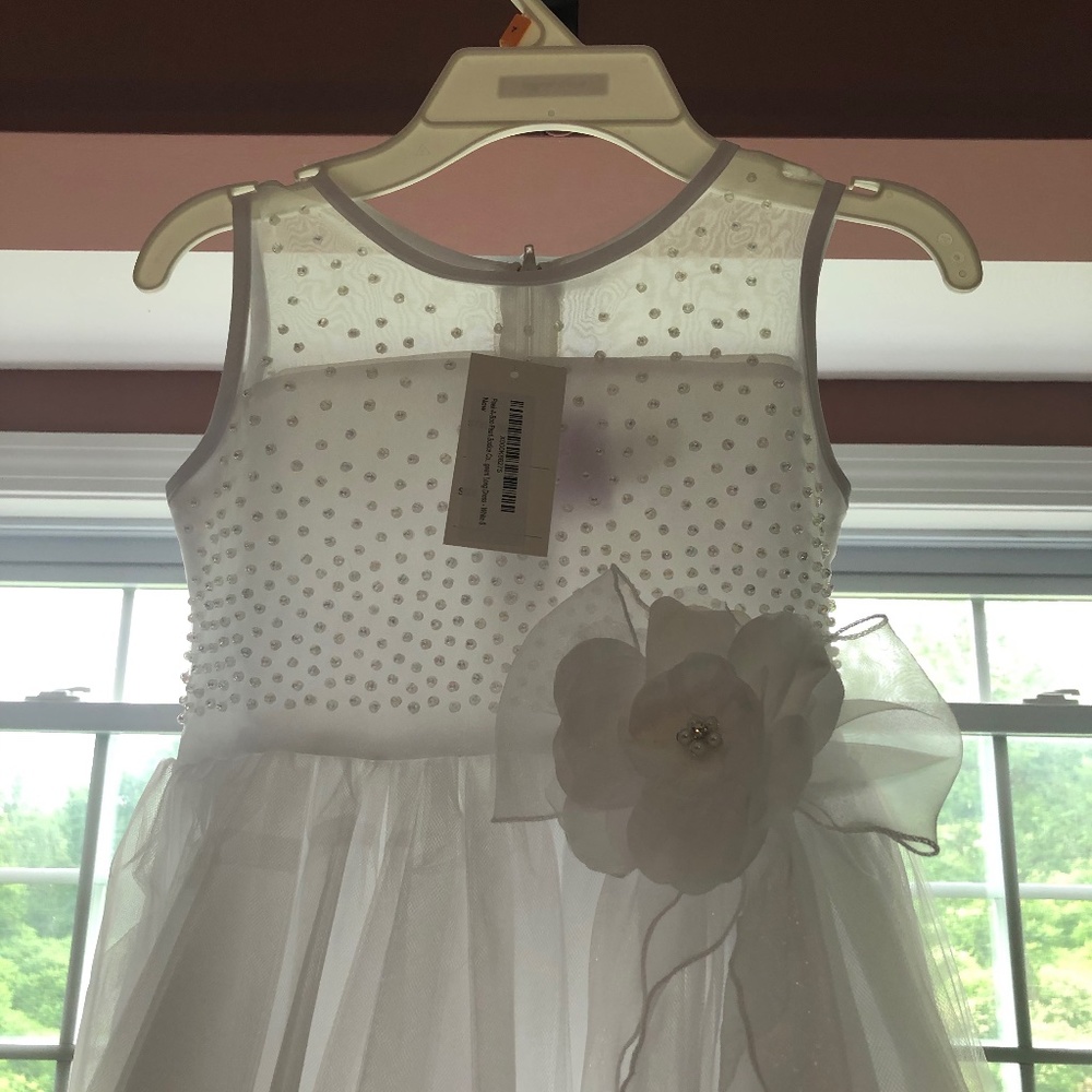 Girls 6 Flower Girl or Communion dress